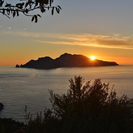 Apartmán Il Nido Del Gabbiano Massa Lubrense Exteriér fotografie